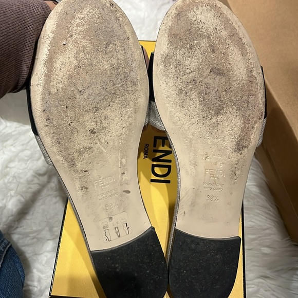 Fendi canvas and black leather slides - Picture 5 of 8